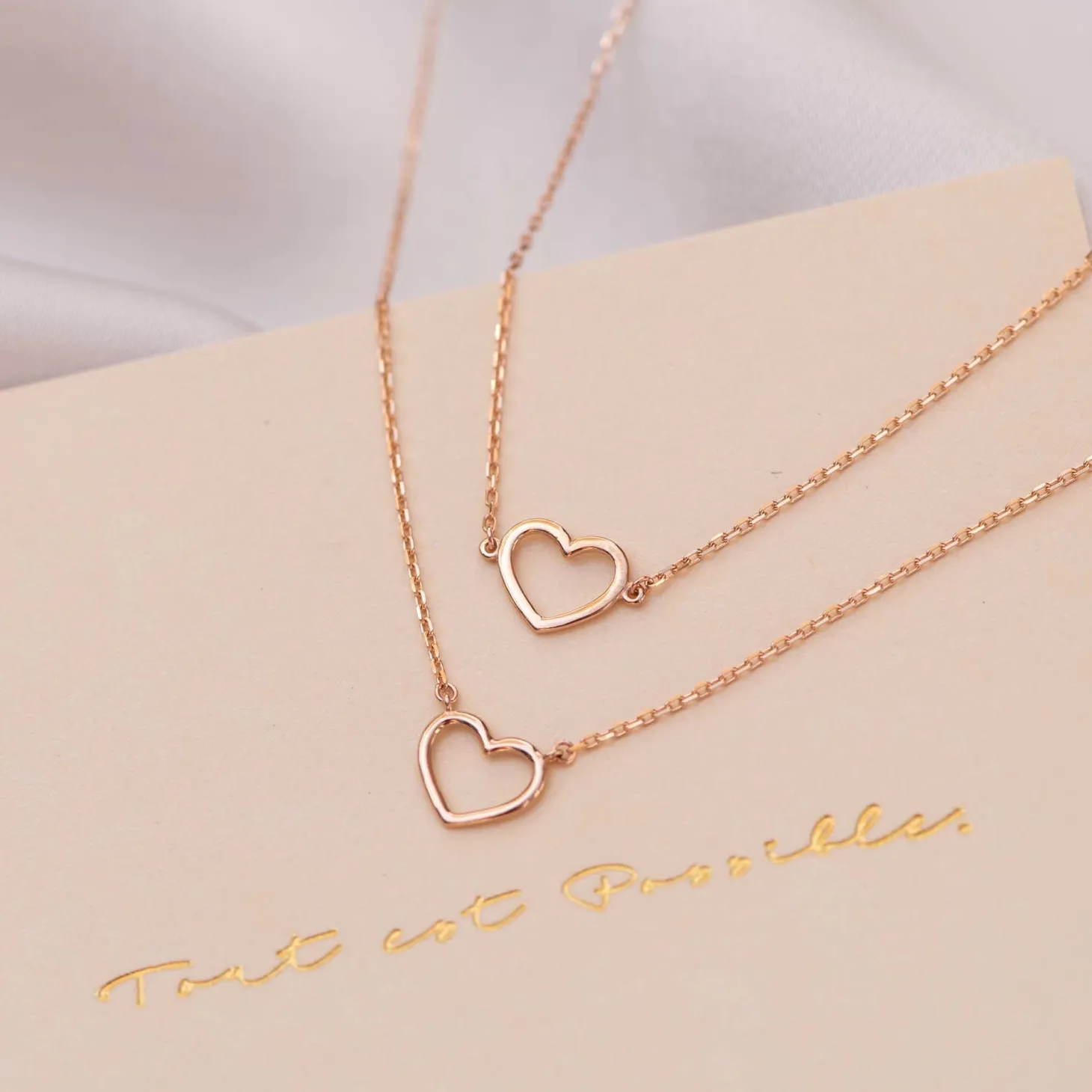 Isabel Bernard Cadeau d'Isabel 14 karaat rosé gouden collier en armband giftset met hartje Hot