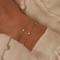 Isabel Bernard De la Paix Alfie 14 karaat gouden armband met diamant 0.12 karaat Sale