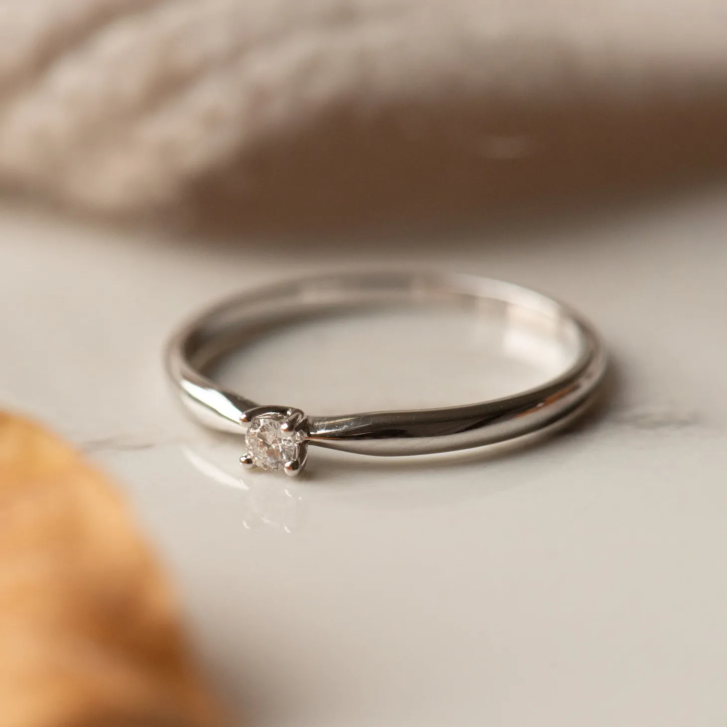 Isabel Bernard De la Paix Celesse 14 karaat witgouden ring met diamant 0.07 karaat Store