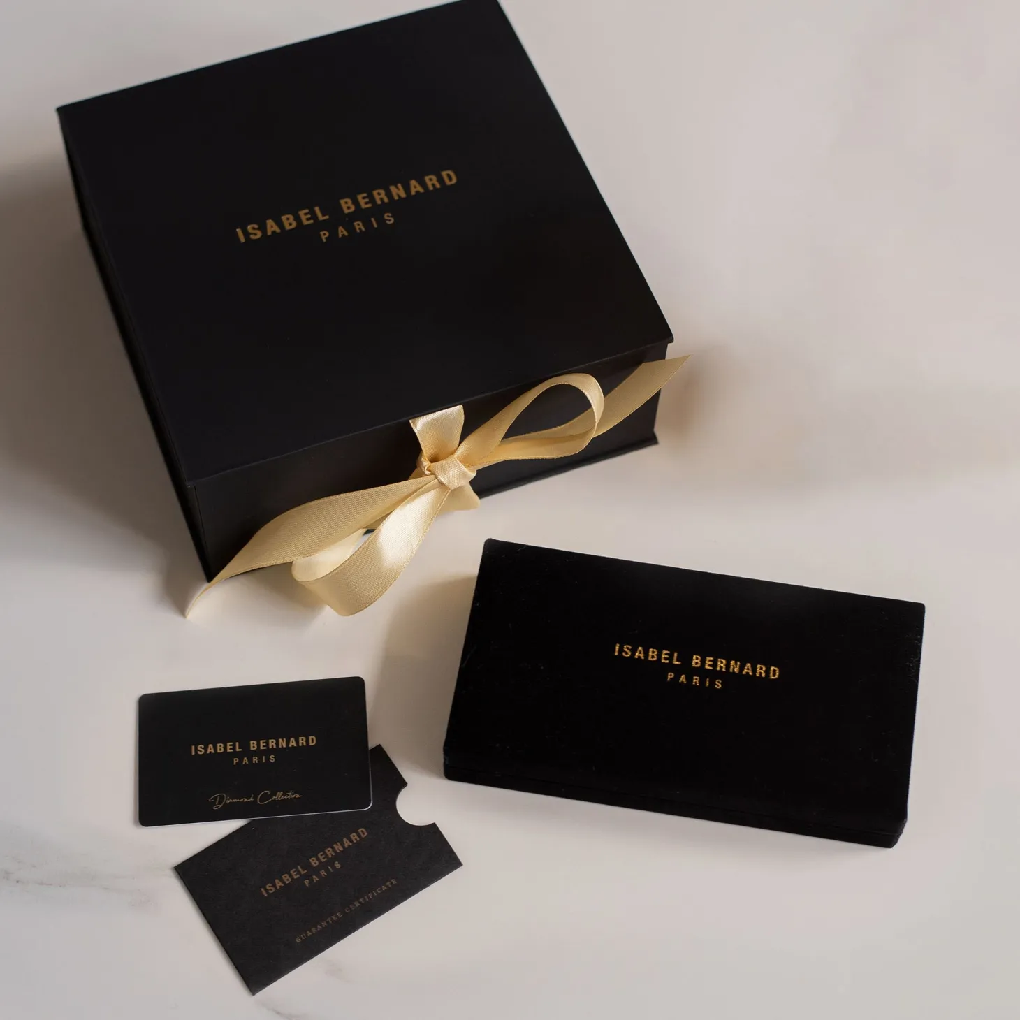 Isabel Bernard De la Paix Hanaé 14 karaat gouden collier met diamant 0.08 karaat Hot