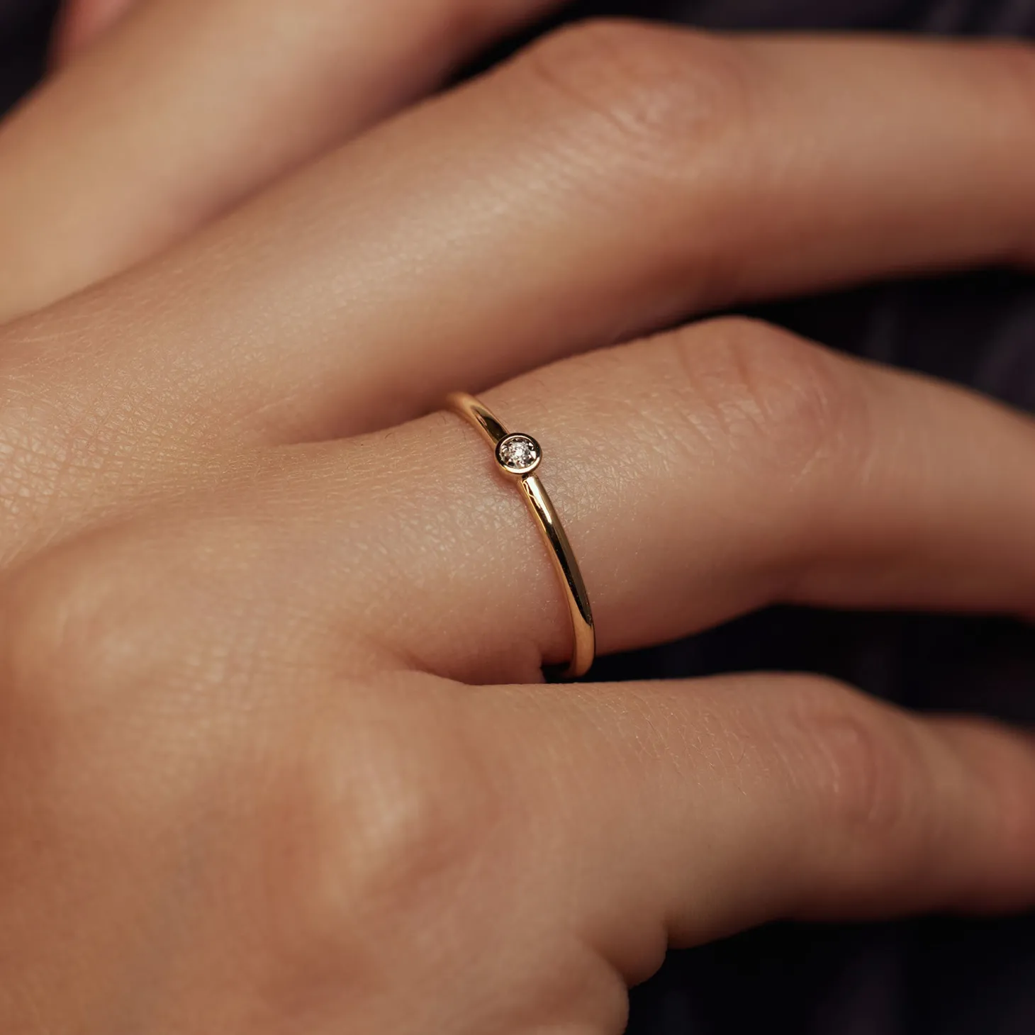 Isabel Bernard De la Paix Inaya 14 karaat gouden ring met diamant 0.01 karaat Best