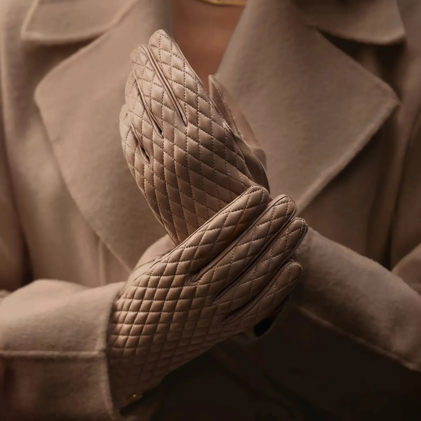 Isabel Bernard Honoré Rosette taupe leren handschoenen van geitenleer Cheap