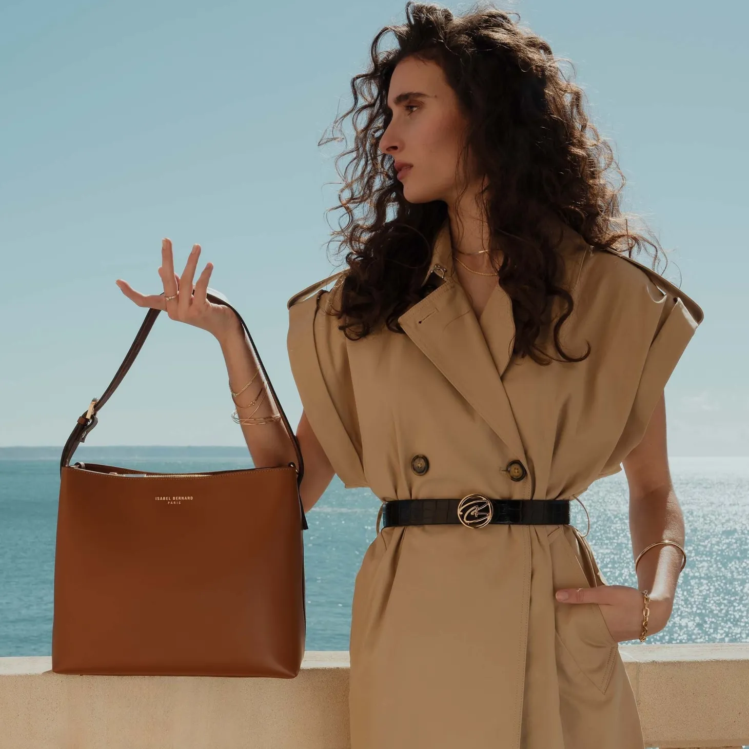 Isabel Bernard Honoré Adriane Midi cognac leren schoudertas van kalfsleer Flash Sale
