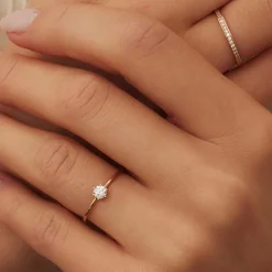 Isabel Bernard La Concorde Merle 14 karaat rosé gouden ring met zirkonia New