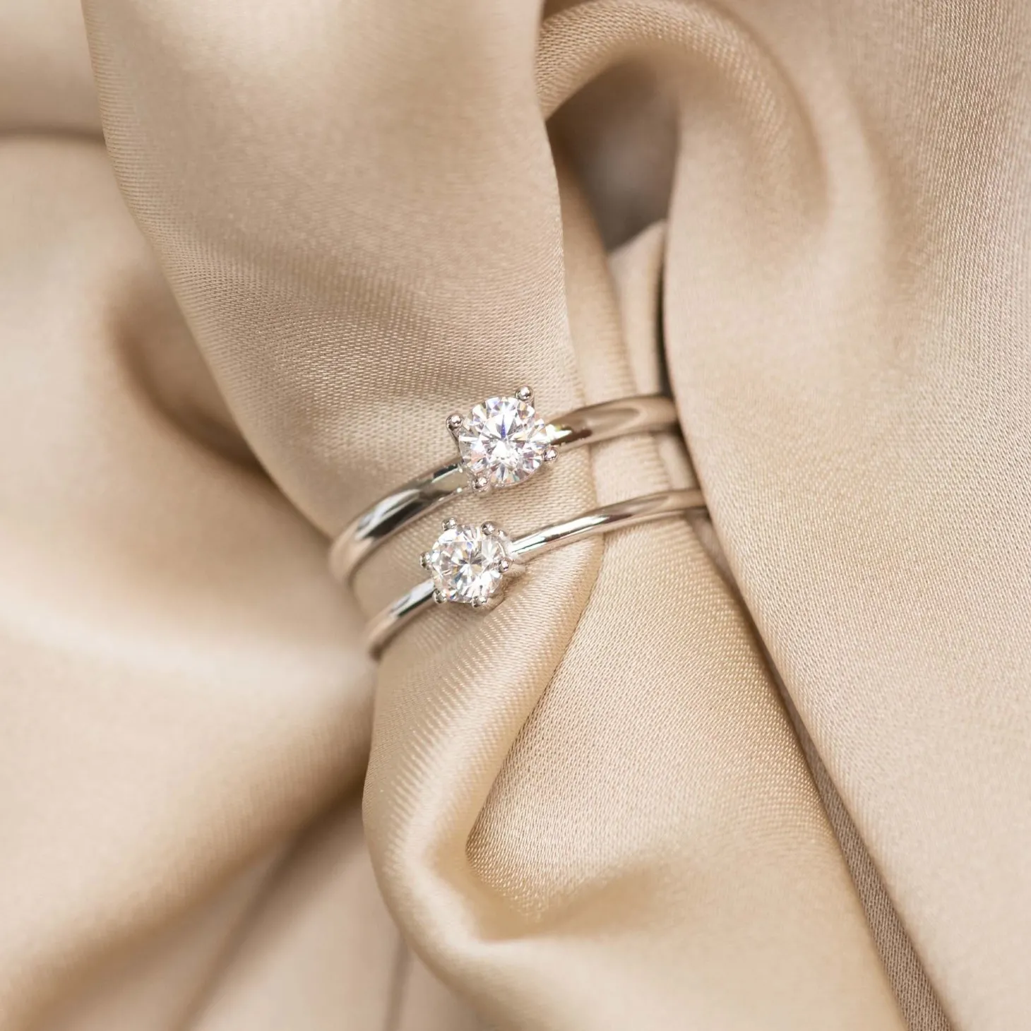 Isabel Bernard Saint Germain de Buci 14 karaat witgouden ring met zirkonia steentje New